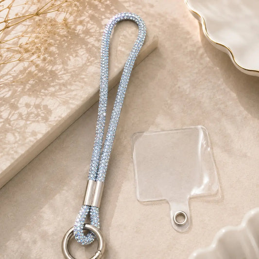 Chaine pour portable en strass